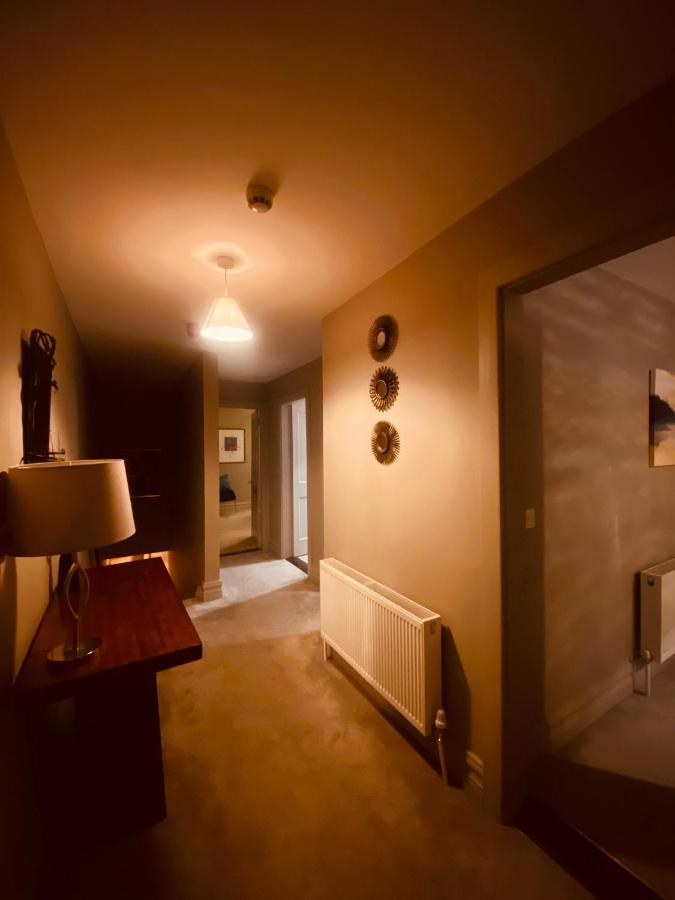 3 Bedroom Luxury Apartment Main Street Cashel  Exteriör bild