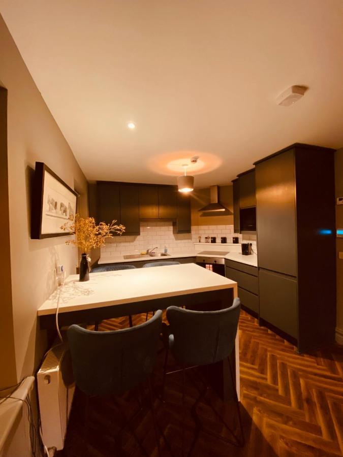 3 Bedroom Luxury Apartment Main Street Cashel  Exteriör bild