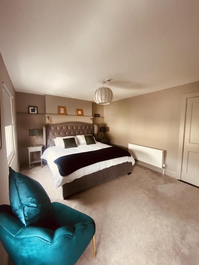 3 Bedroom Luxury Apartment Main Street Cashel  Exteriör bild
